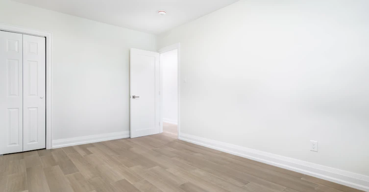 Upper-62 Davelayne Road, Toronto, ON, M9M 2A7 - 18