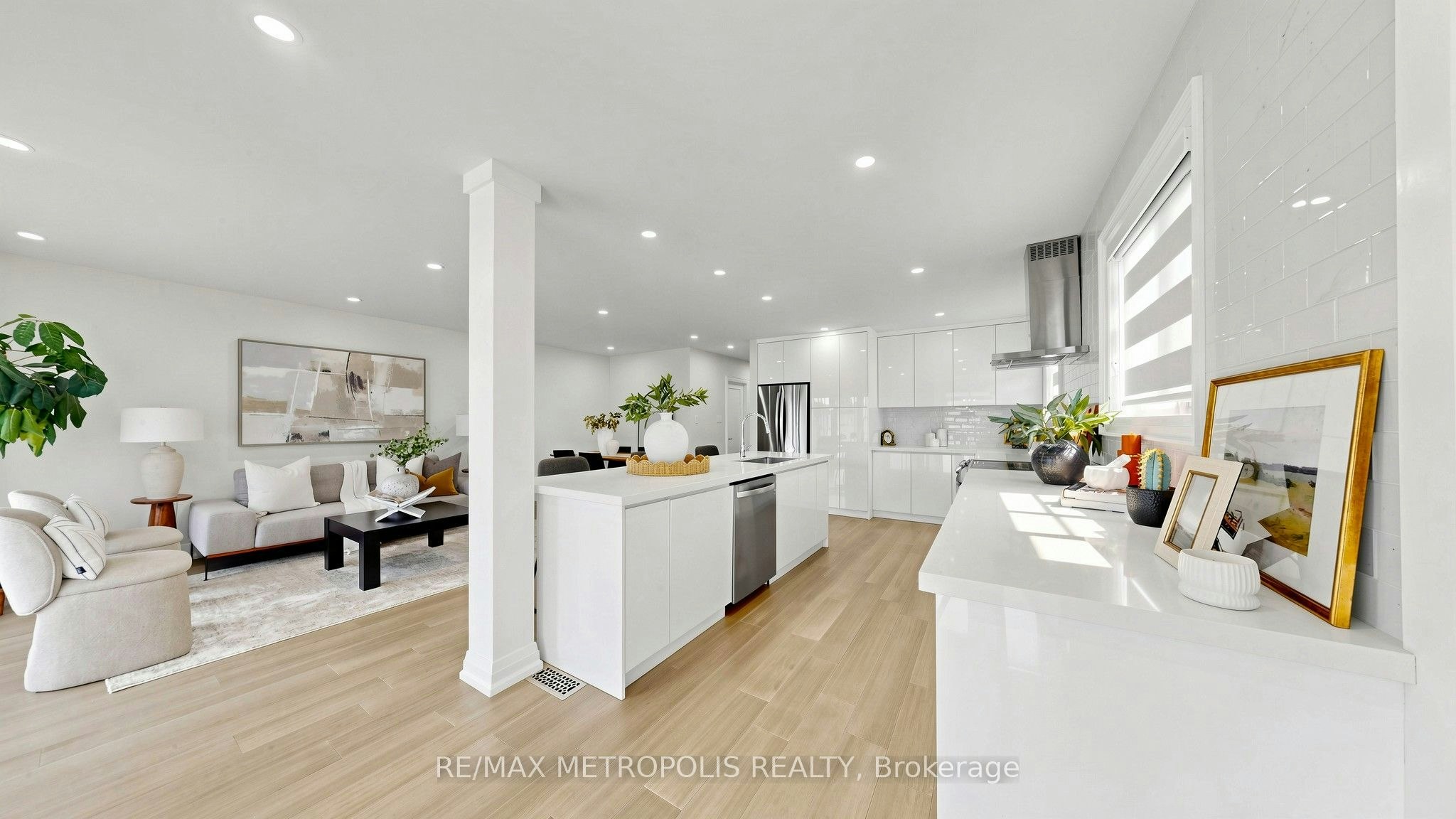Upper-62 Davelayne Road, Toronto, ON, M9M 2A7 - 23