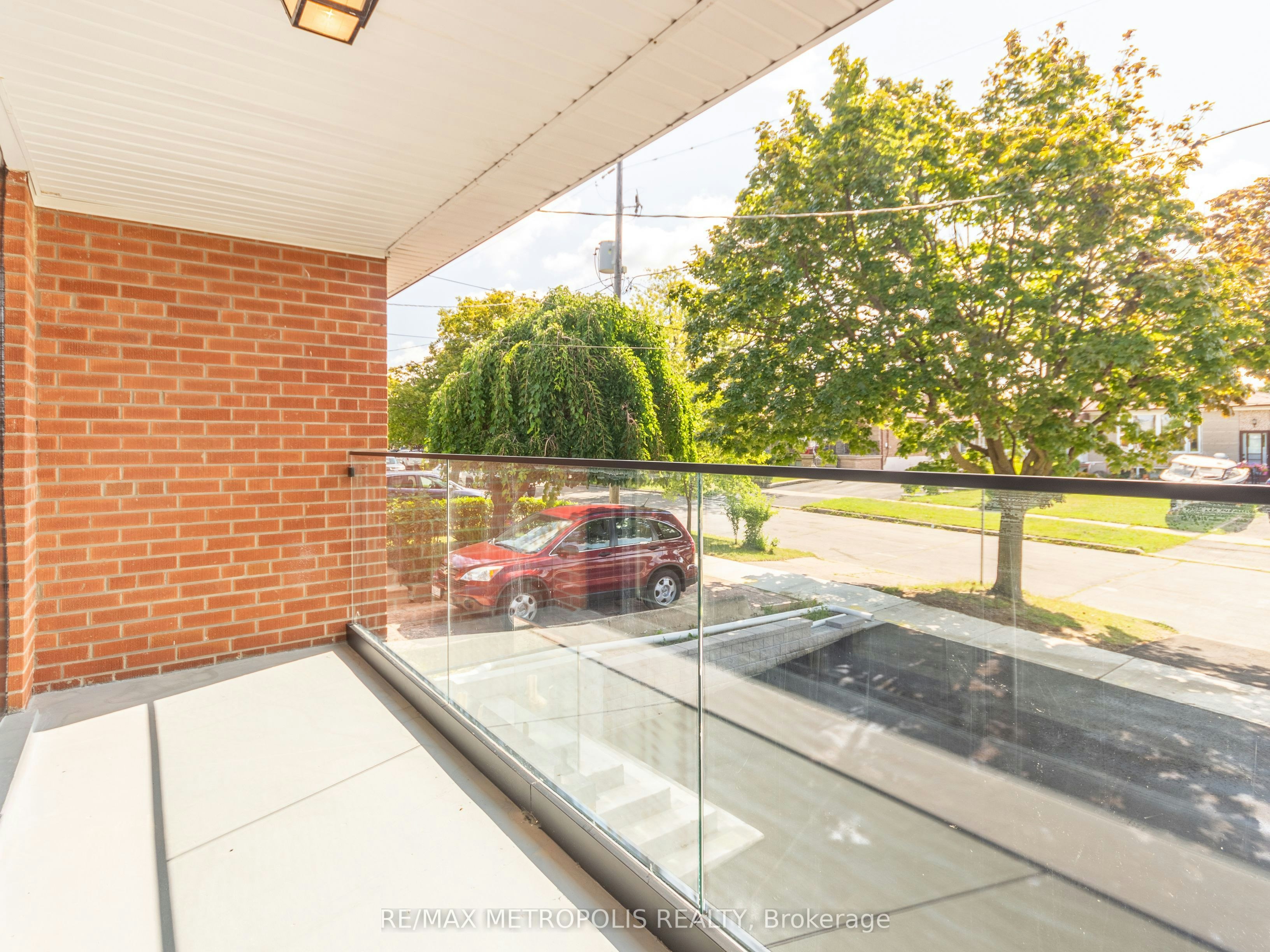Upper-62 Davelayne Road, Toronto, ON, M9M 2A7 - 23