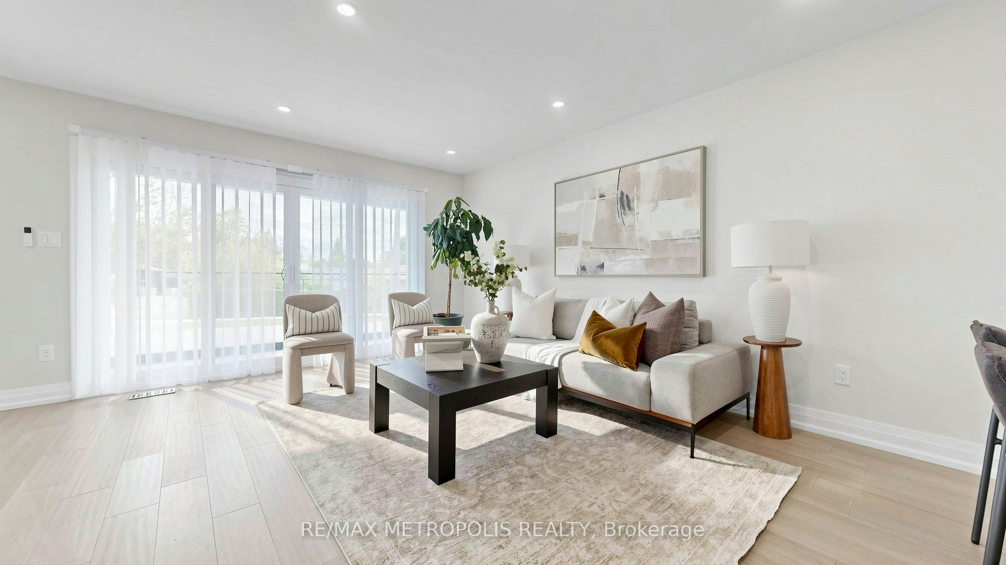 Upper-62 Davelayne Road, Toronto, ON, M9M 2A7 - 8