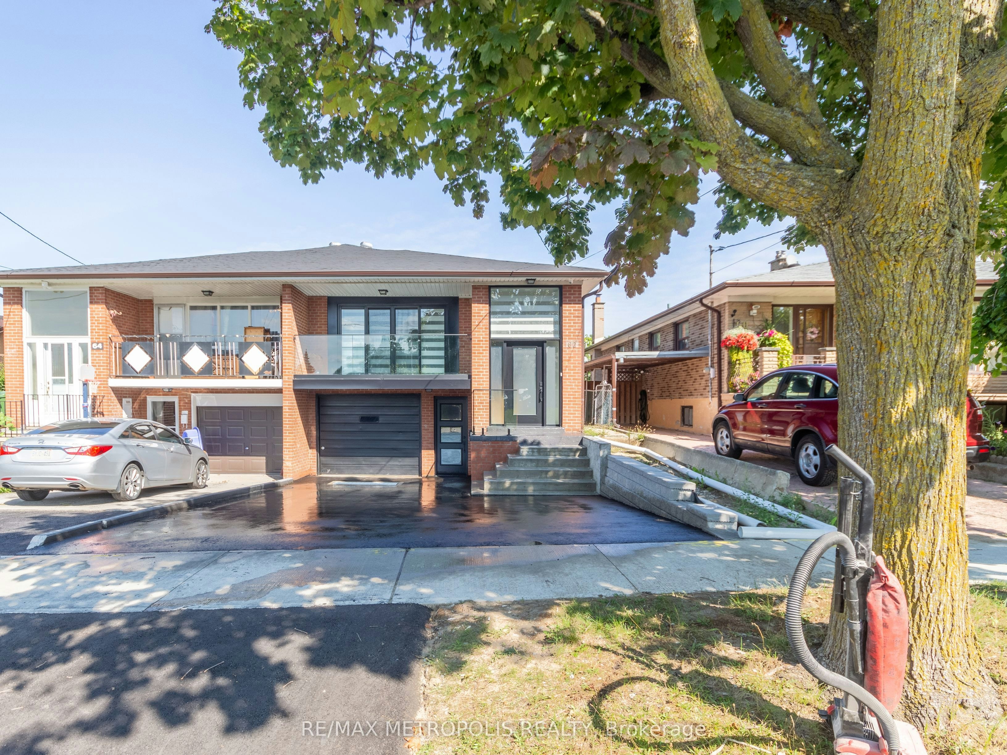 Upper-62 Davelayne Road, Toronto, ON, M9M 2A7 - 6