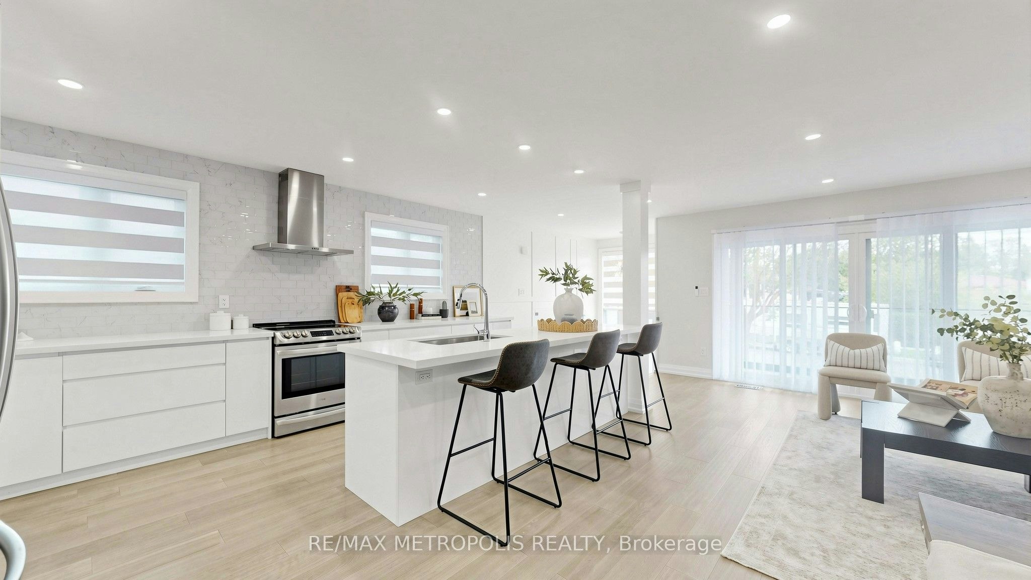 Upper-62 Davelayne Road, Toronto, ON, M9M 2A7 - 15