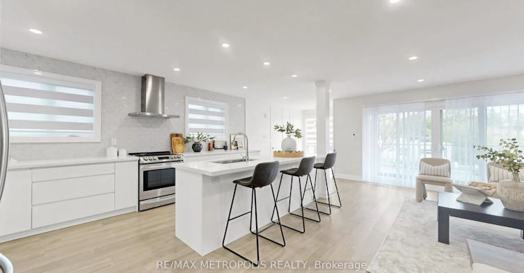 Upper-62 Davelayne Road, Toronto, ON, M9M 2A7 - 15