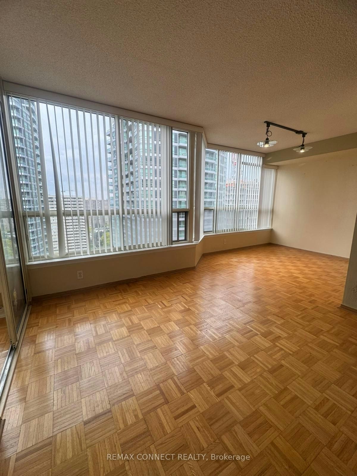 1908-55 Elm Drive W, Mississauga, ON, L5B 3Z3 - 14