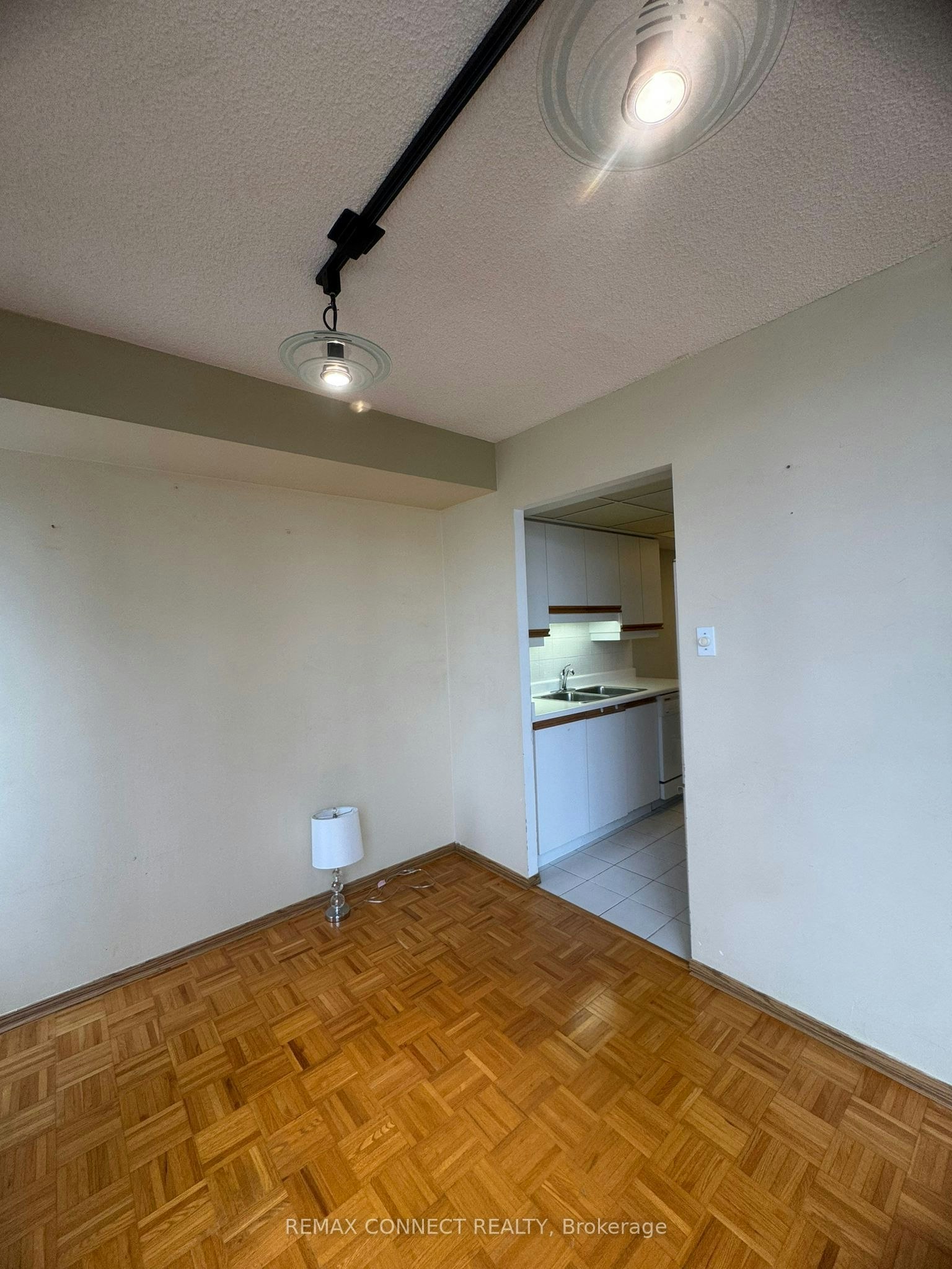 1908-55 Elm Drive W, Mississauga, ON, L5B 3Z3 - 18