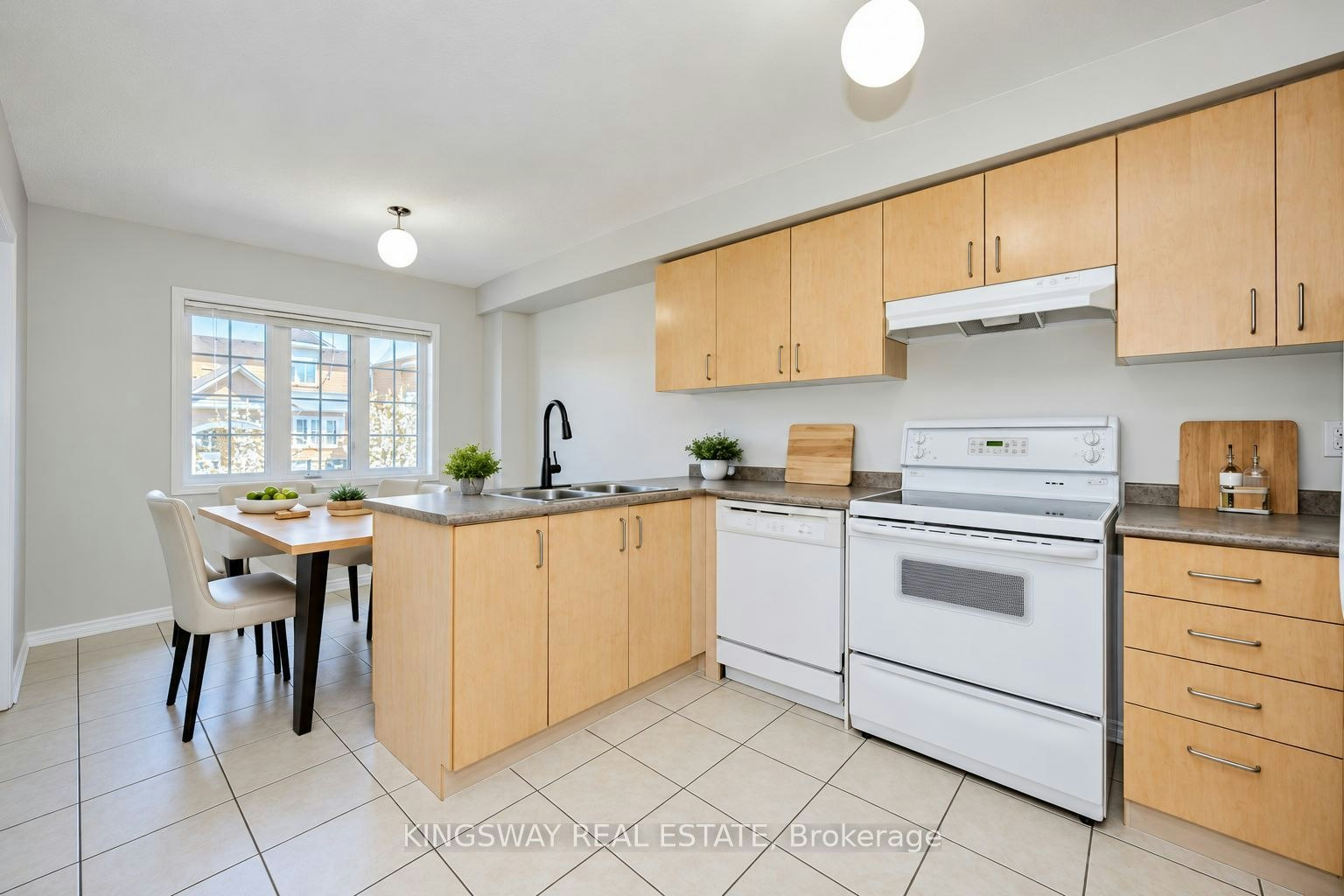 222 (Bdrm 2)-601 Shoreline Drive, Mississauga, ON, L5B 4K3 - 5