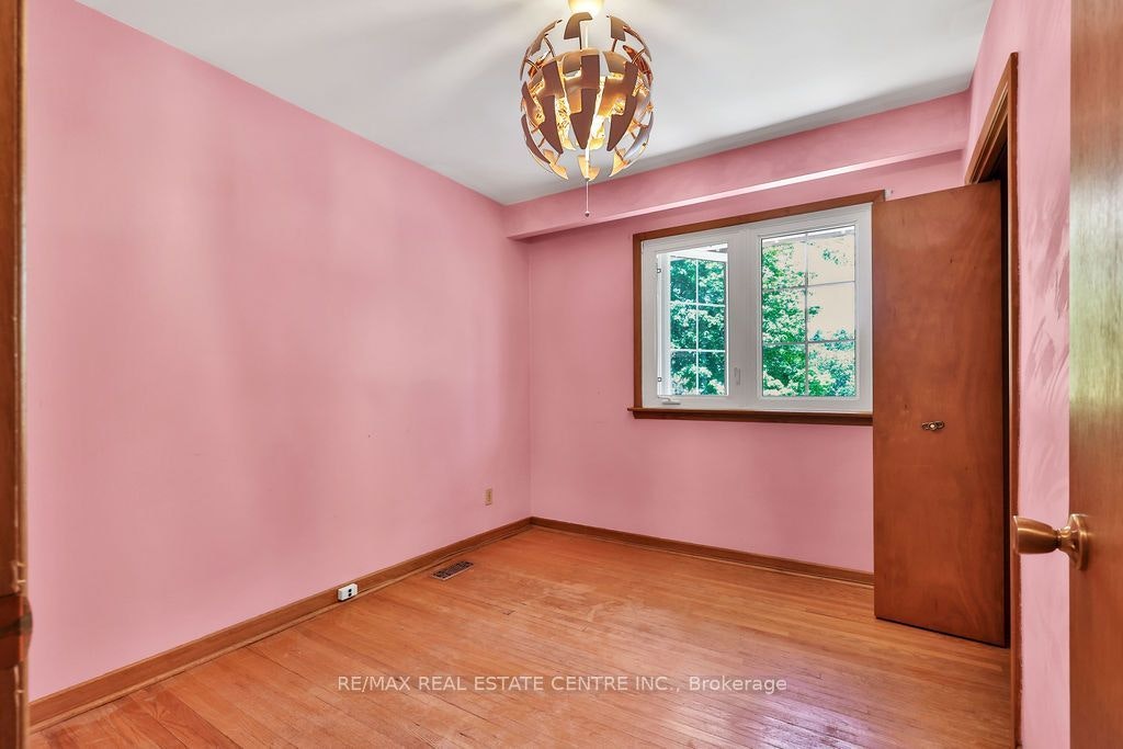 1366 Aldo Drive, Mississauga, ON, L5H 3E9 - 29