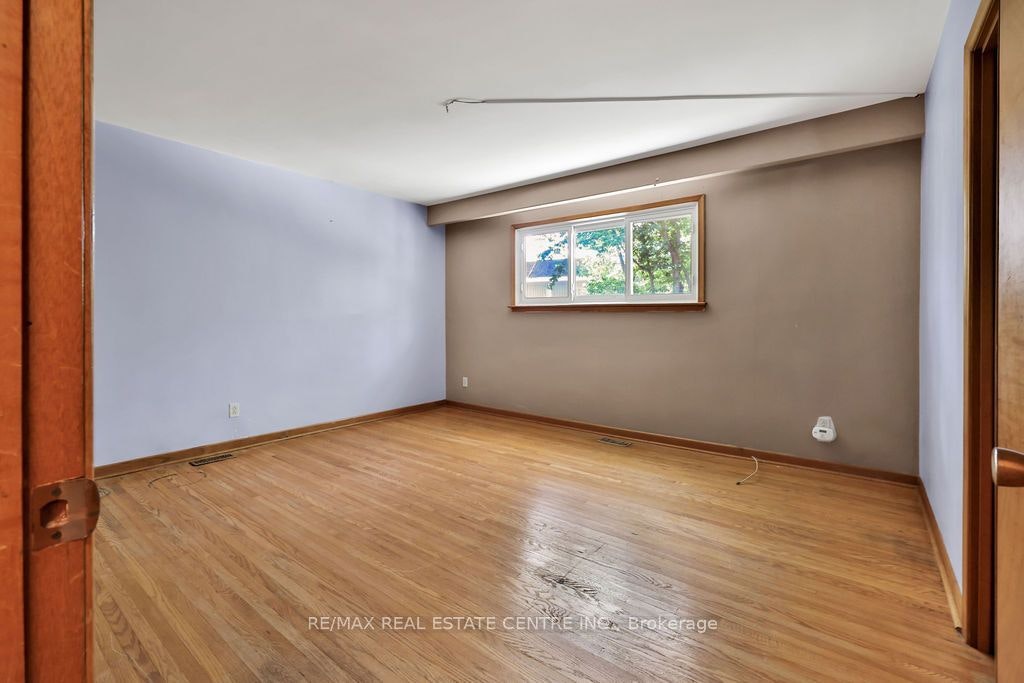 1366 Aldo Drive, Mississauga, ON, L5H 3E9 - 24