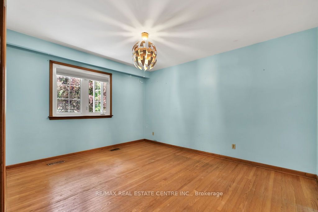 1366 Aldo Drive, Mississauga, ON, L5H 3E9 - 26