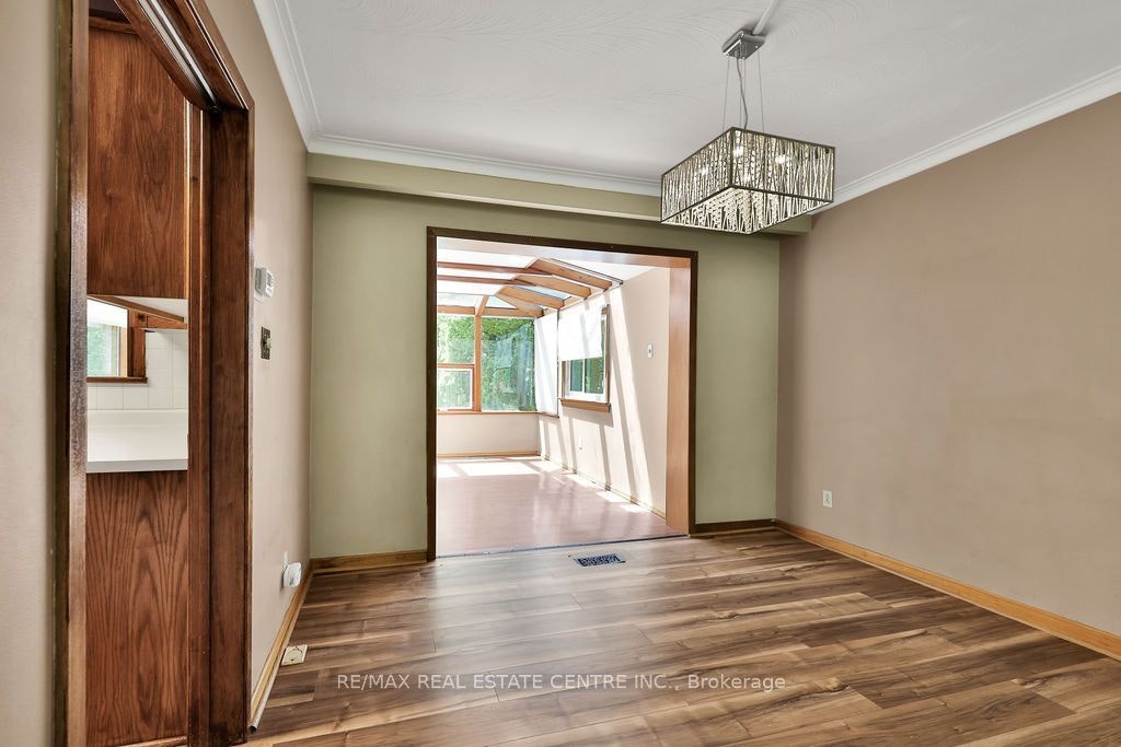 1366 Aldo Drive, Mississauga, ON, L5H 3E9 - 8