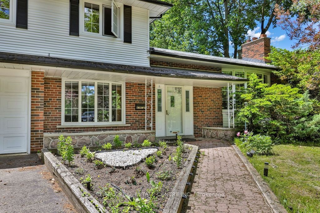 1366 Aldo Drive, Mississauga, ON, L5H 3E9 - 2