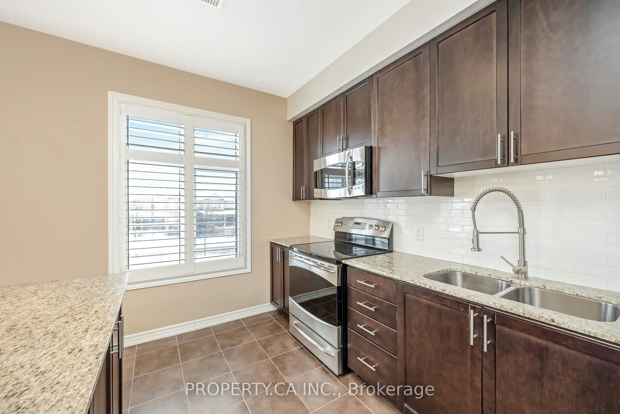 16-165 Hampshire Way, Milton, ON, L9T 8M7 - 13