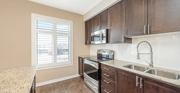 16-165 Hampshire Way, Milton, ON, L9T 8M7 - 13