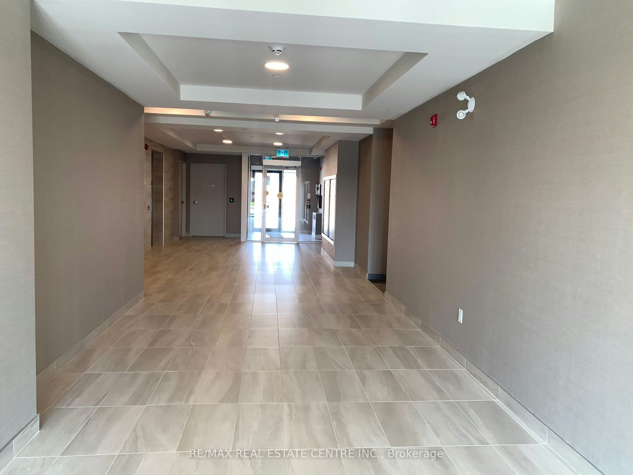 209-58 Sky Harbour Drive, Brampton, ON, L6Y 6J1 - 10