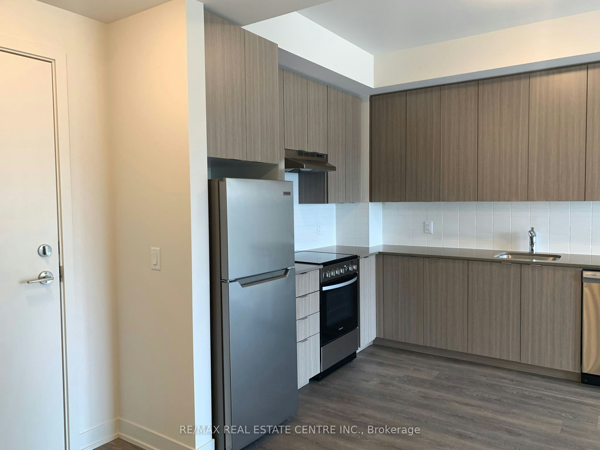 209-58 Sky Harbour Drive, Brampton, ON, L6Y 6J1 - 14