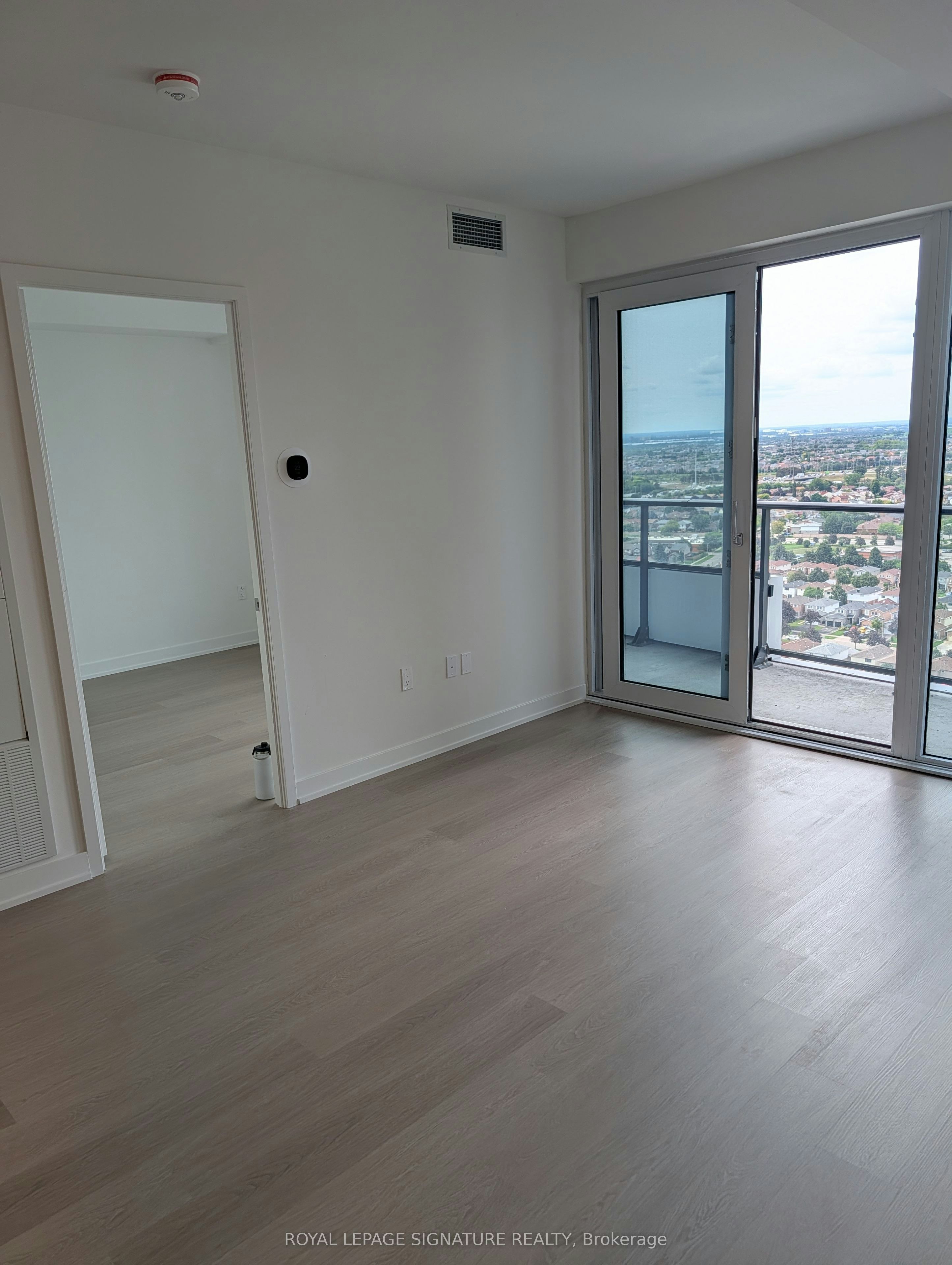 2204-448 Burnhamthorpe Road W, Mississauga, ON, L5B 0R4 - 4