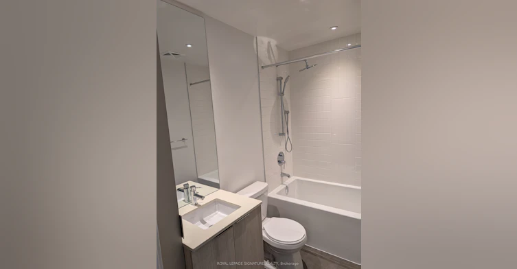 2204-448 Burnhamthorpe Road W, Mississauga, ON, L5B 0R4 - 11