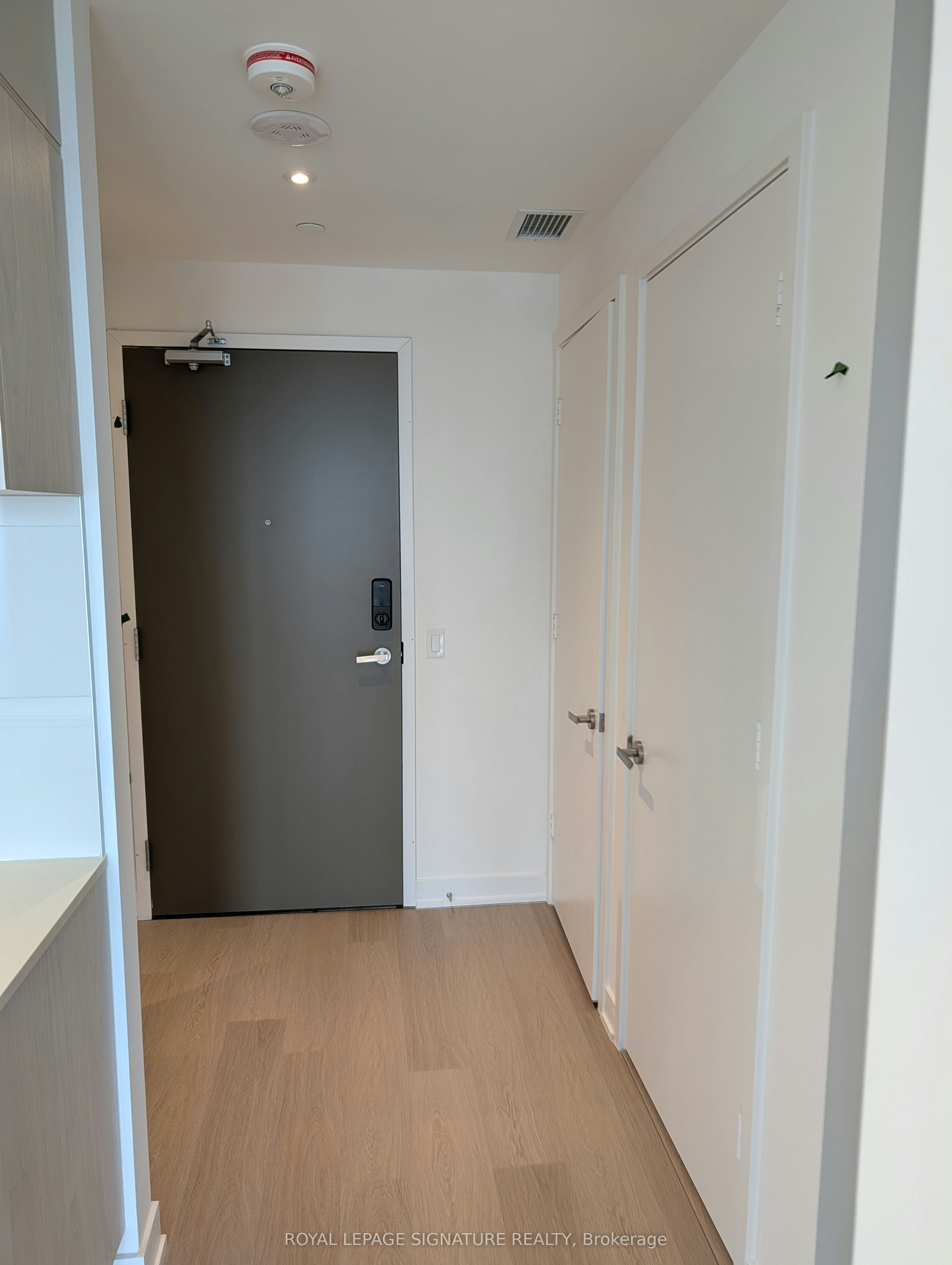2204-448 Burnhamthorpe Road W, Mississauga, ON, L5B 0R4 - 14