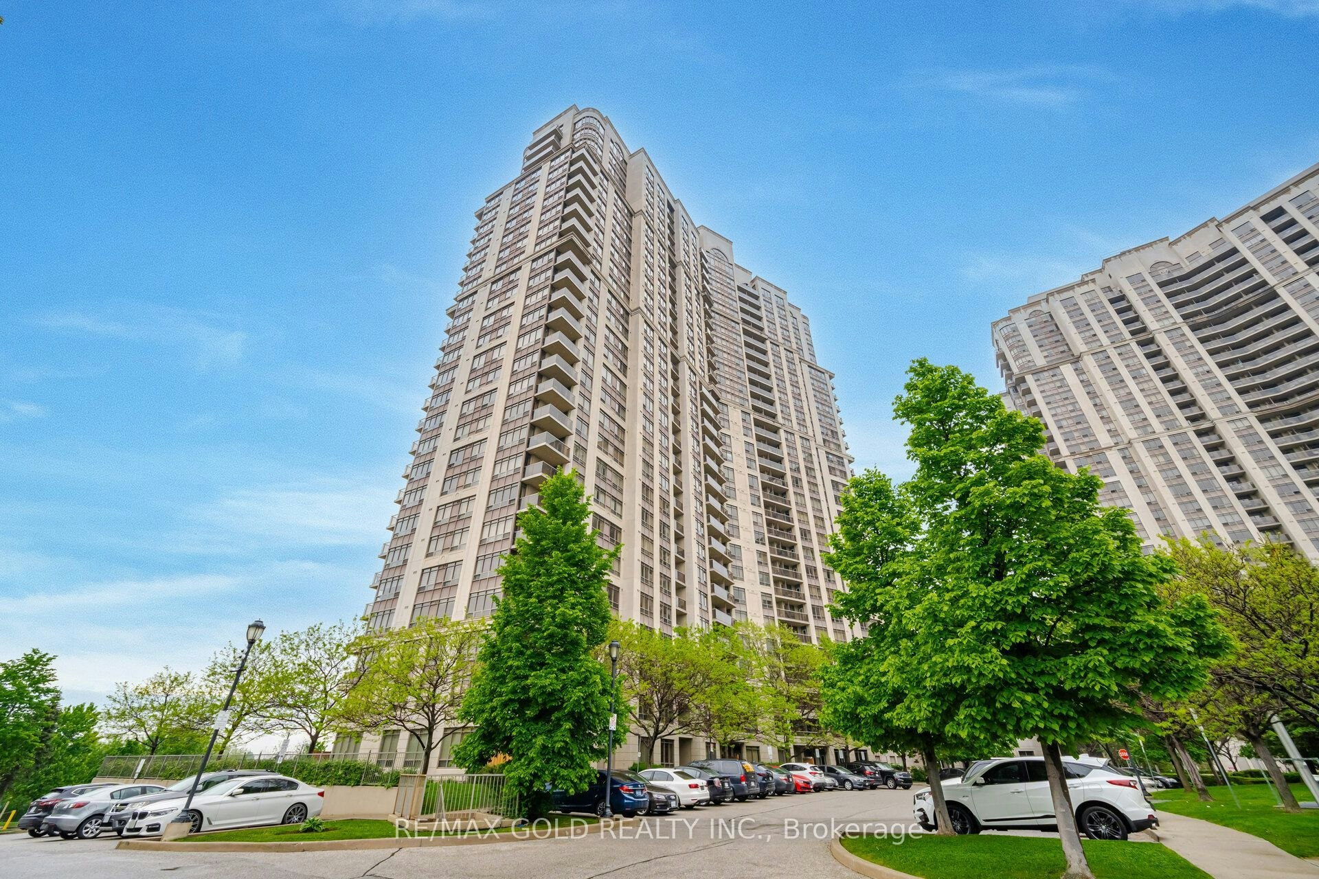 210-710 Humberwood Boulevard, Toronto, ON, M9W 7J5