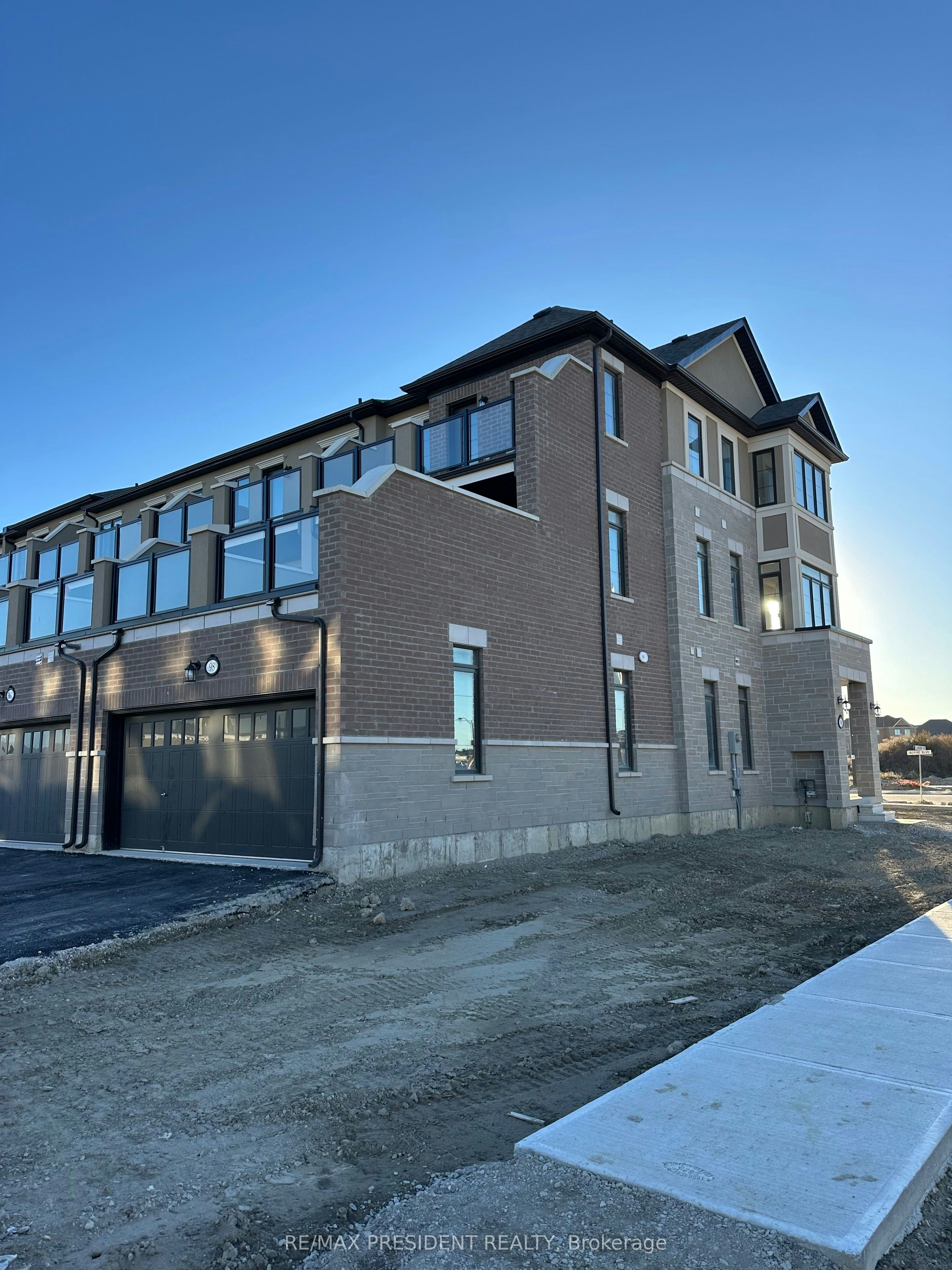 98 Claremont Road, Brampton, ON, L6R 4E6 - 4
