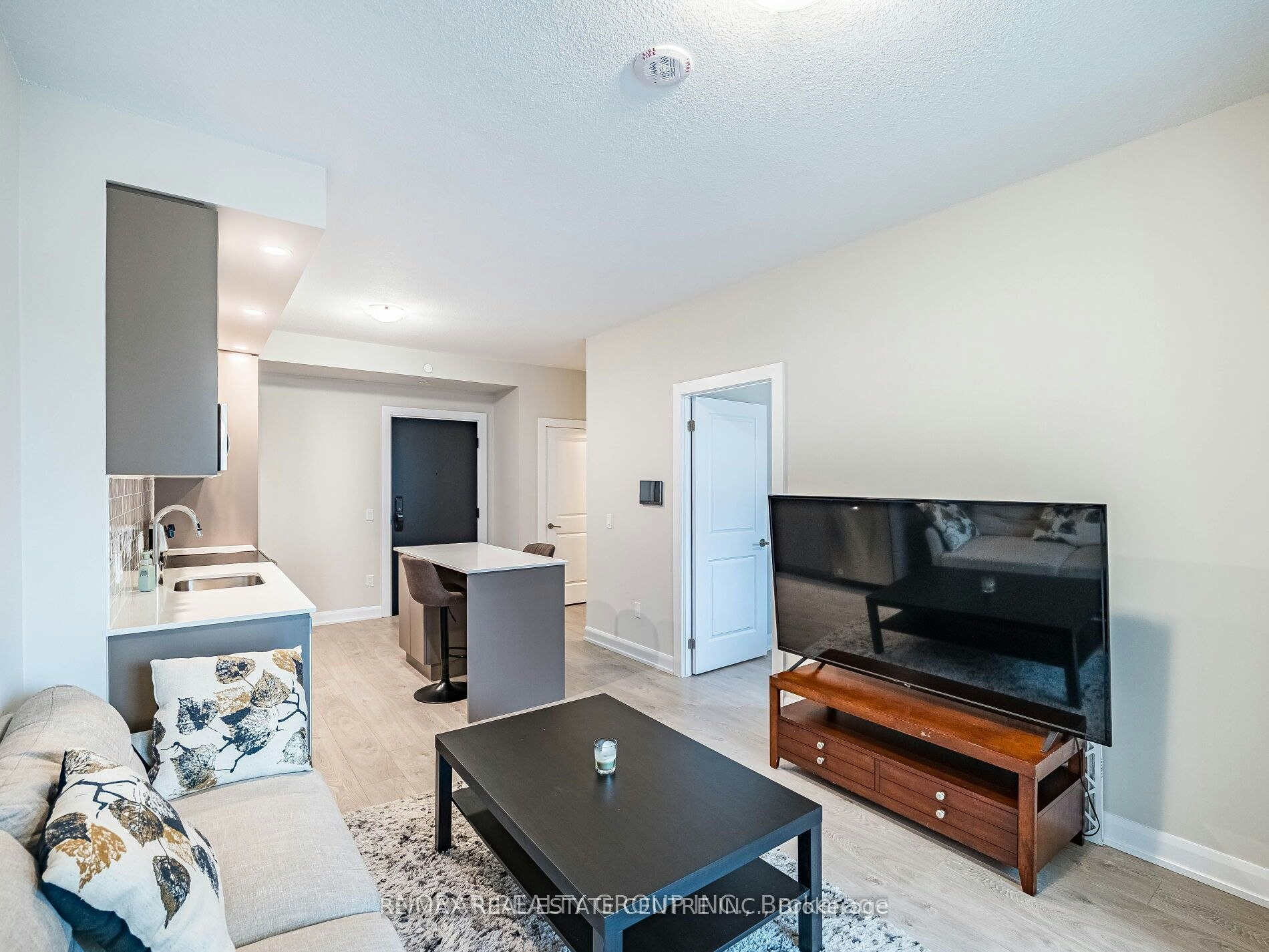 327-3220 William Coltson Avenue N, Oakville, ON, L6H 7C2 - 12