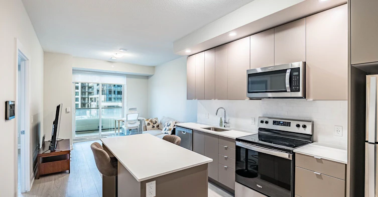 327-3220 William Coltson Avenue N, Oakville, ON, L6H 7C2 - 8