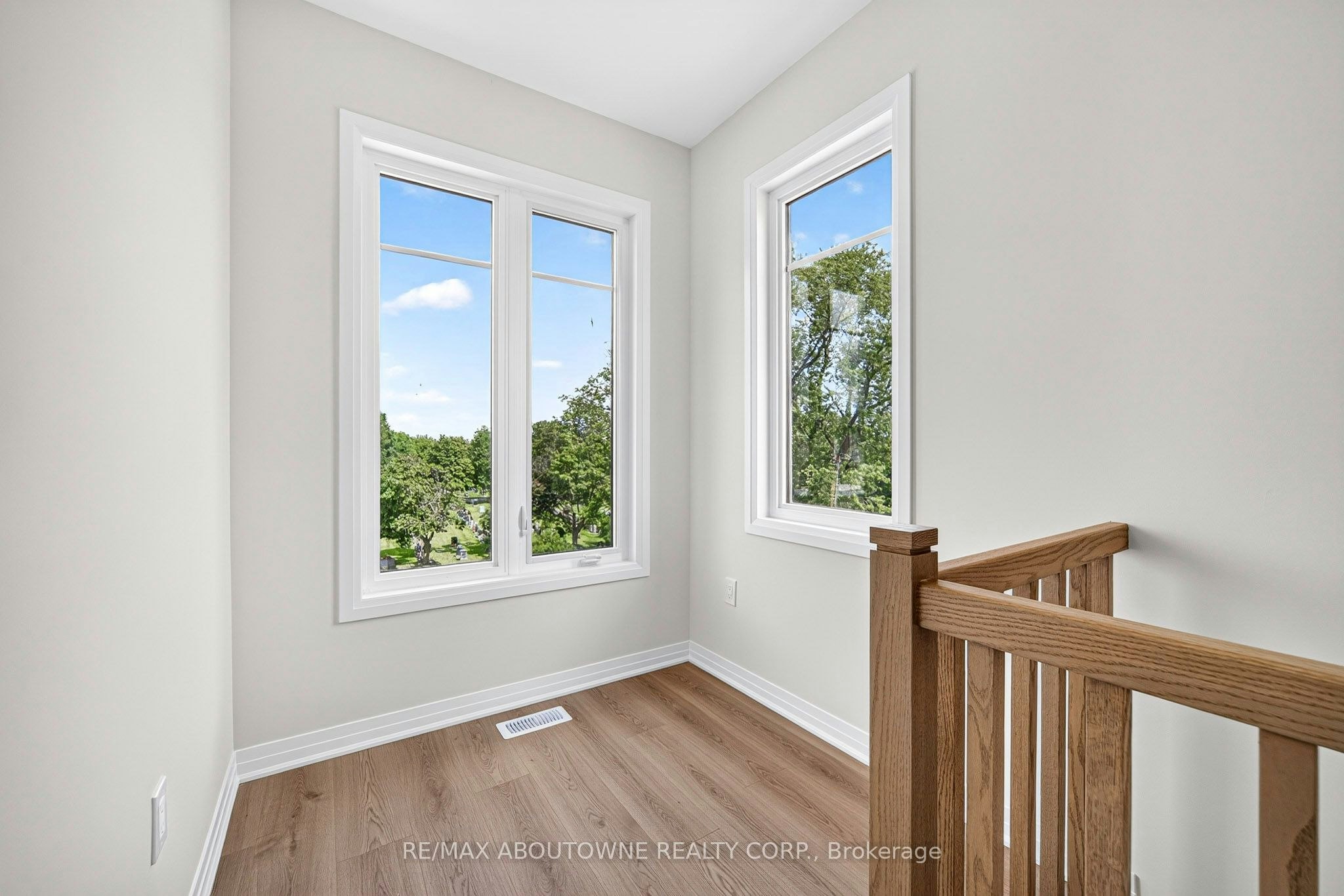 24-725 Front Royal Street, Mississauga, ON, L4Y 0C8 - 27