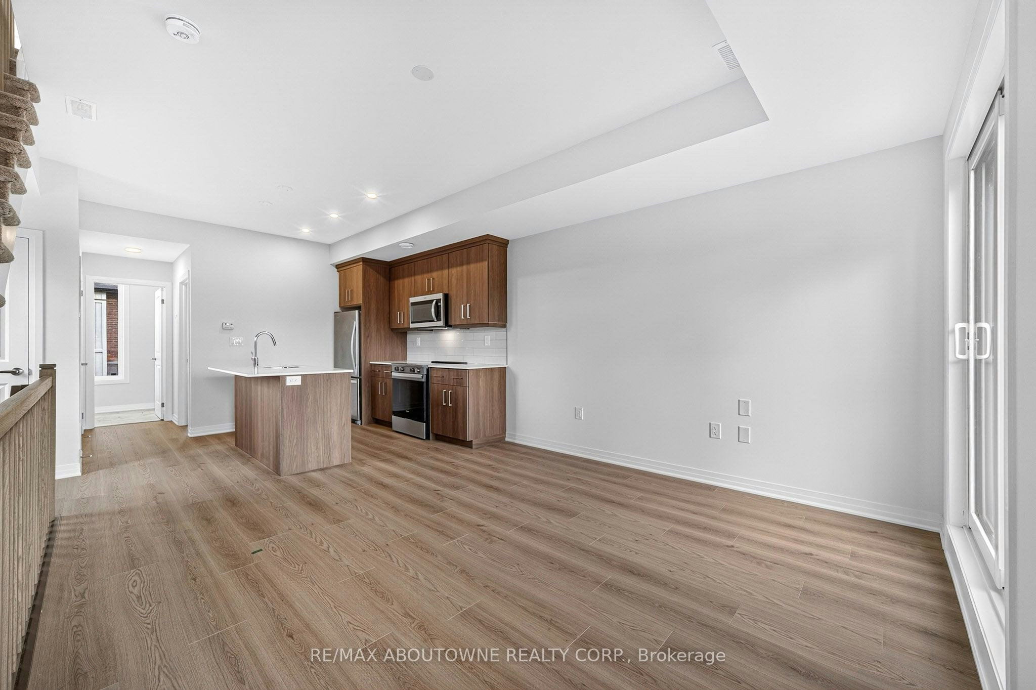 24-725 Front Royal Street, Mississauga, ON, L4Y 0C8 - 7