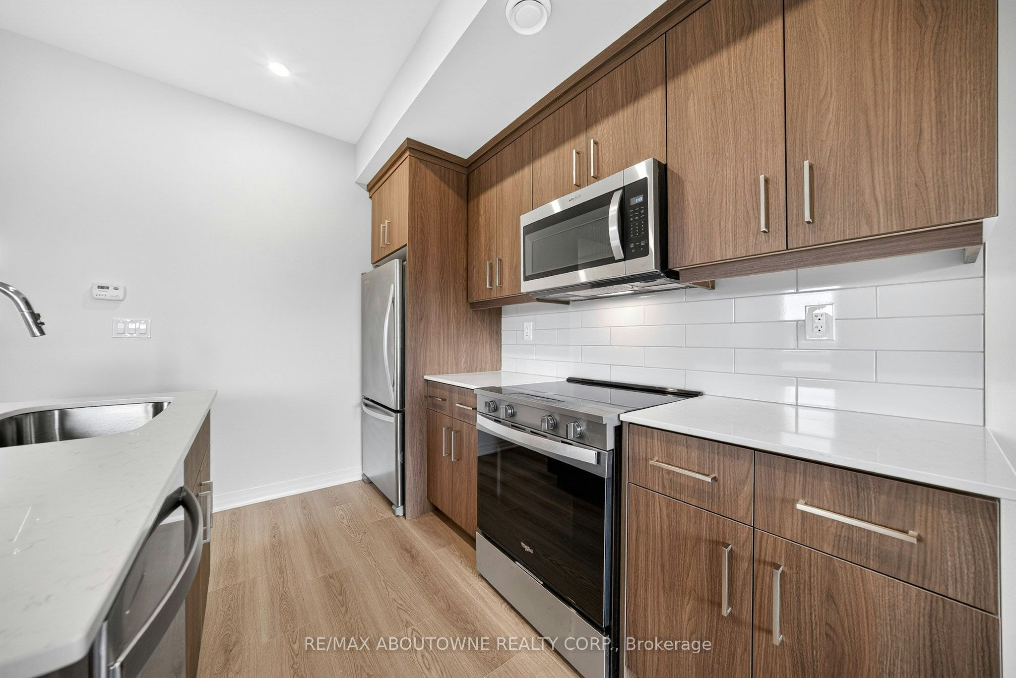 24-725 Front Royal Street, Mississauga, ON, L4Y 0C8 - 10