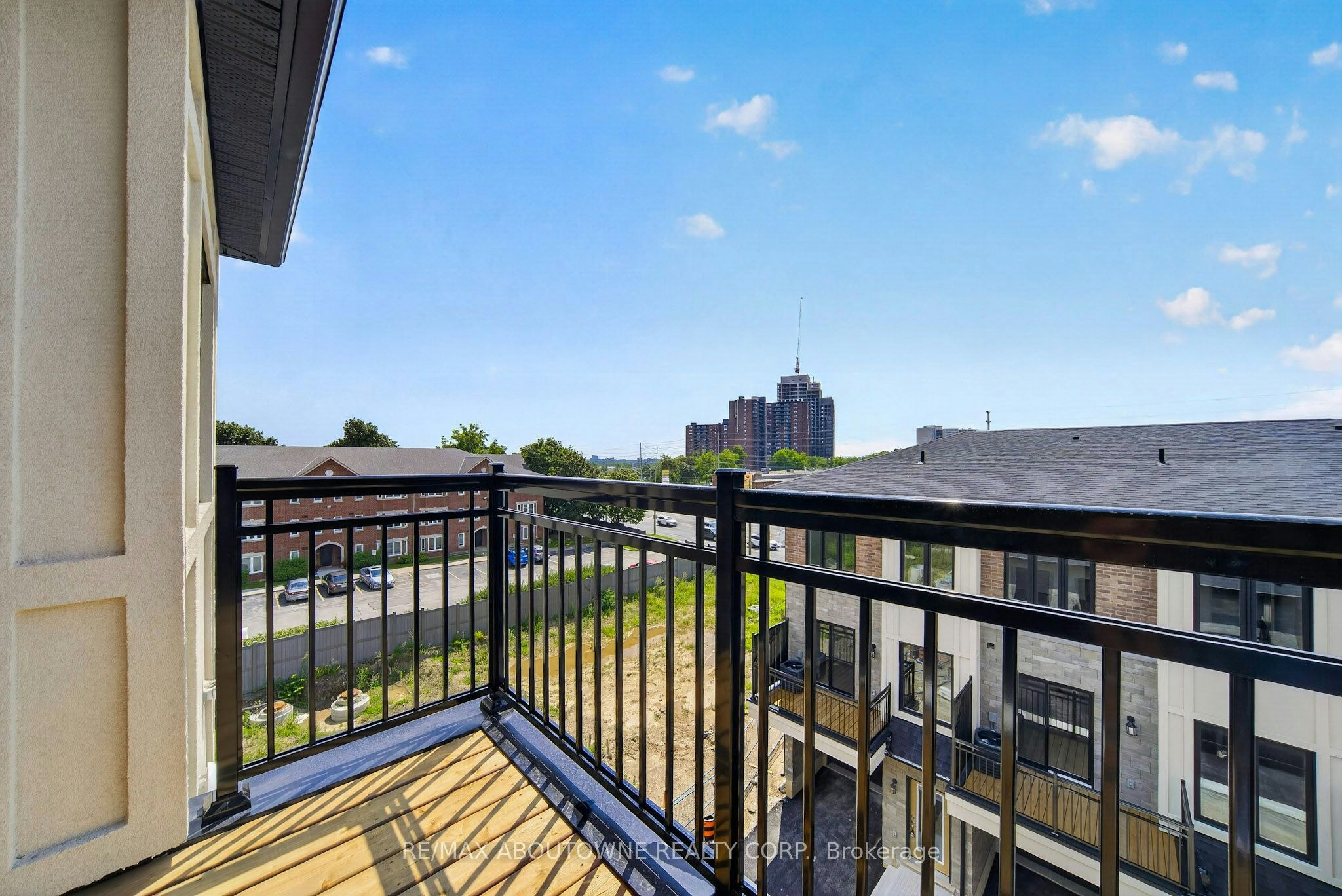 24-725 Front Royal Street, Mississauga, ON, L4Y 0C8 - 22