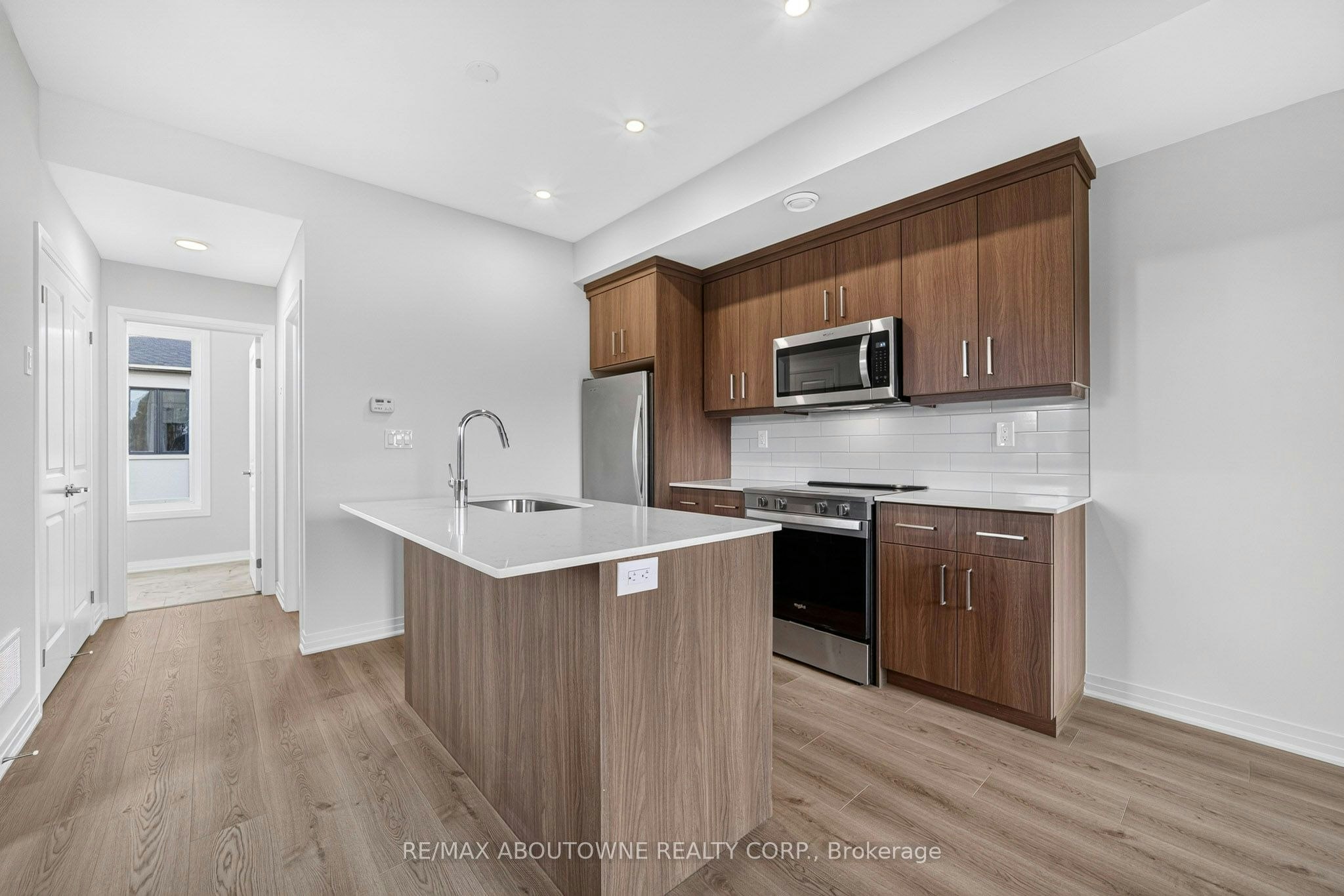24-725 Front Royal Street, Mississauga, ON, L4Y 0C8 - 6