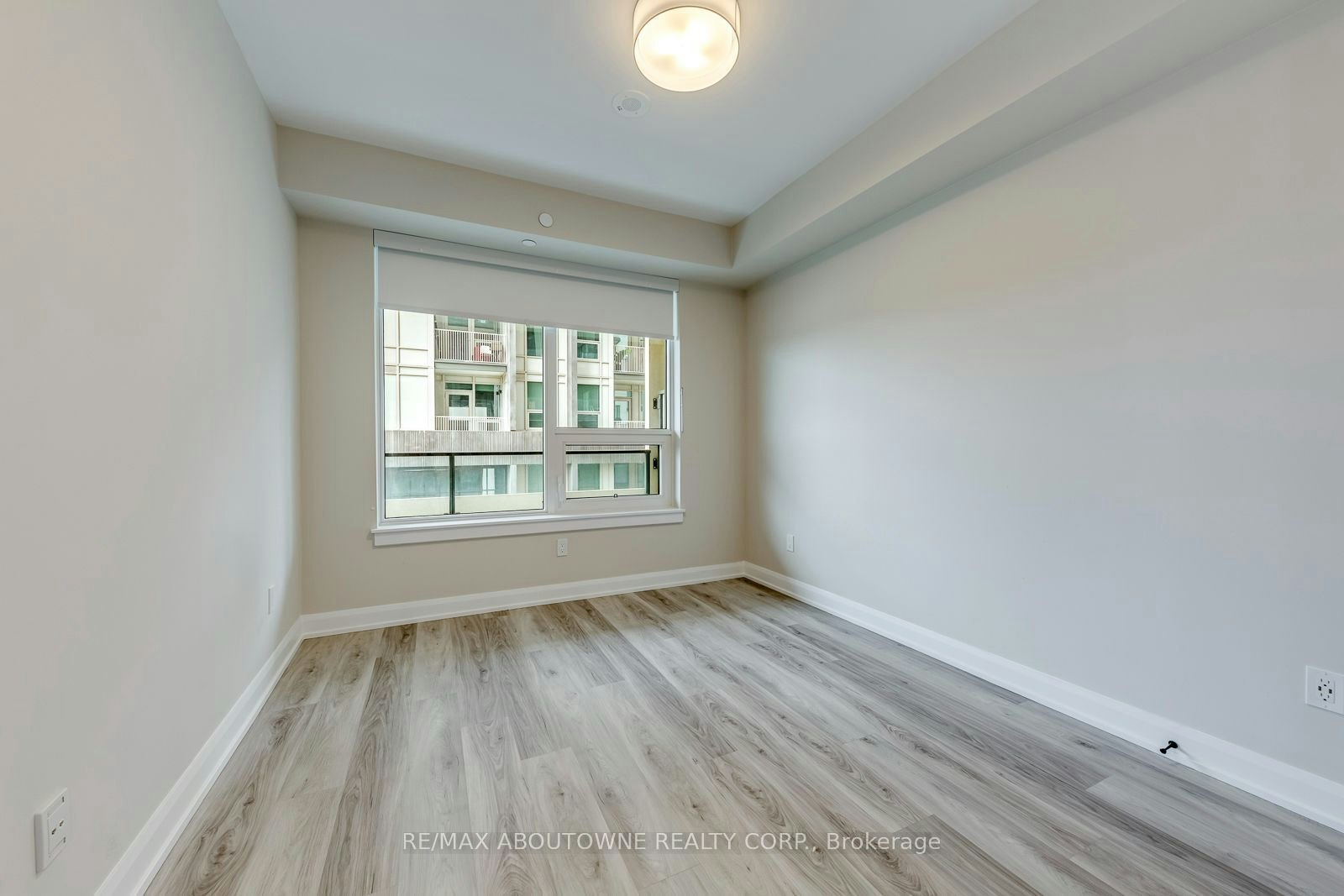 314-3220 William Coltson Avenue, Oakville, ON, L6H 7X9 - 25