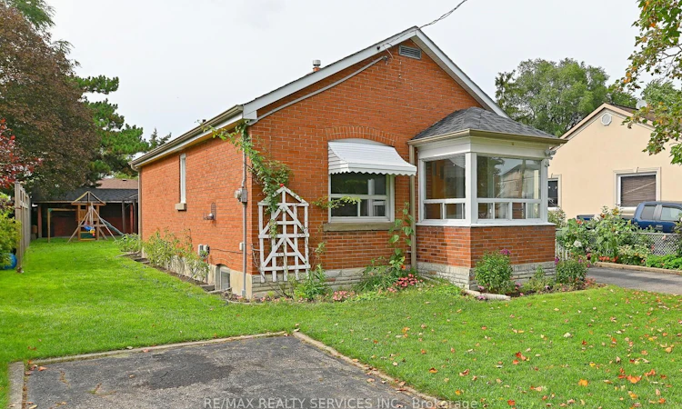 54 Woodward Avenue