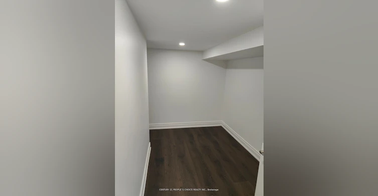 8 Chiming Road, Brampton, ON, L6P 4E1 - 9