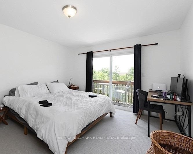 Upper-228 Pacific Avenue, Toronto, ON, M6P 2P5 - 9