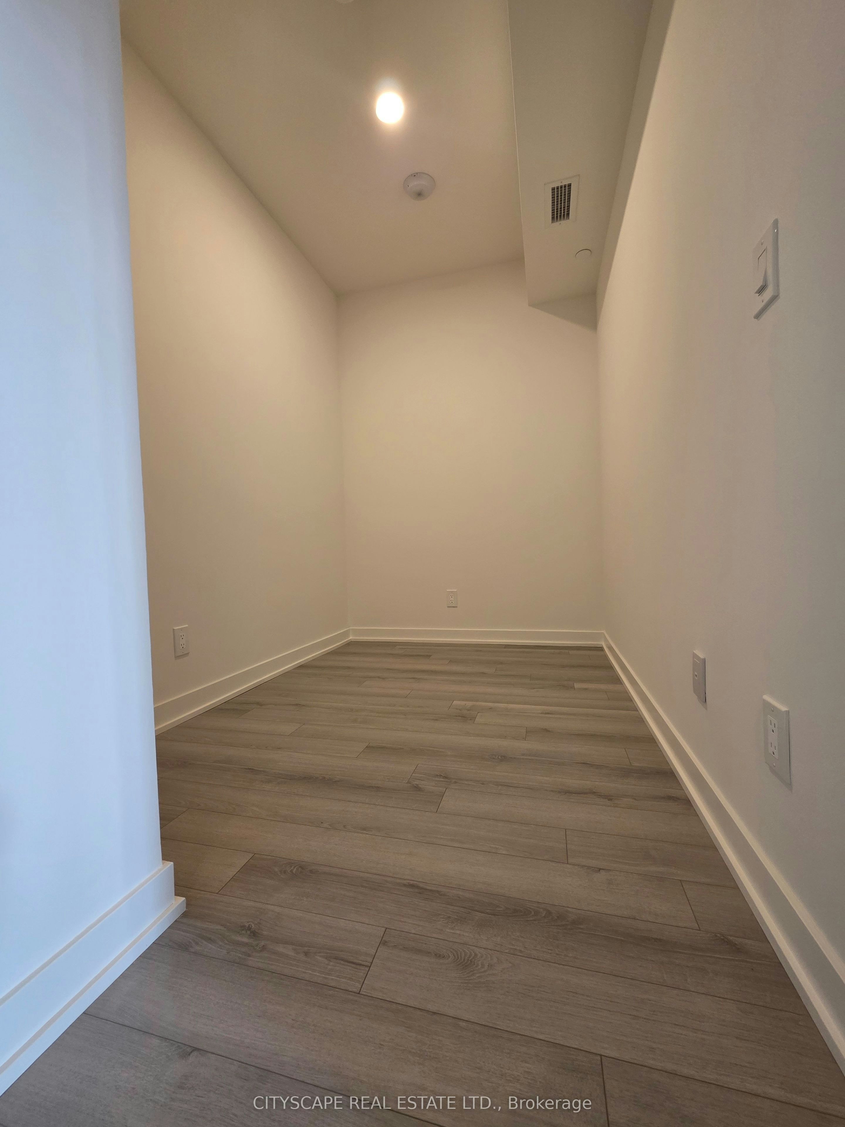 1201-3079 Trafalgar Road, Oakville, ON, L6H 8C5 - 15