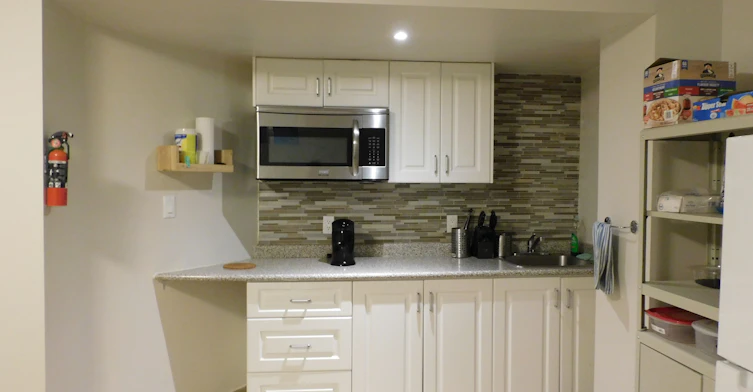 1132 Queen Street W, Mississauga, ON, L5H 4K2 - 3