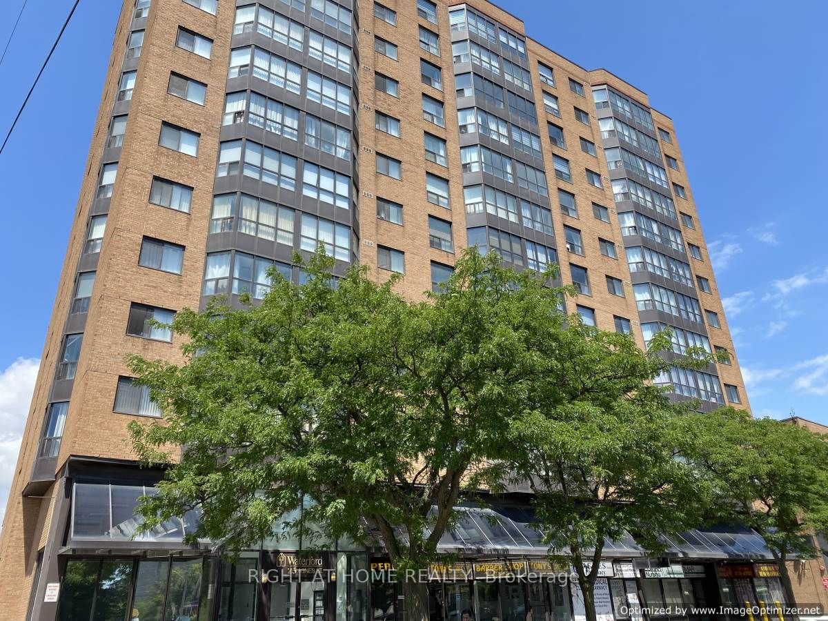 302-25 Agnes Street, Mississauga, ON, L5B 3X7