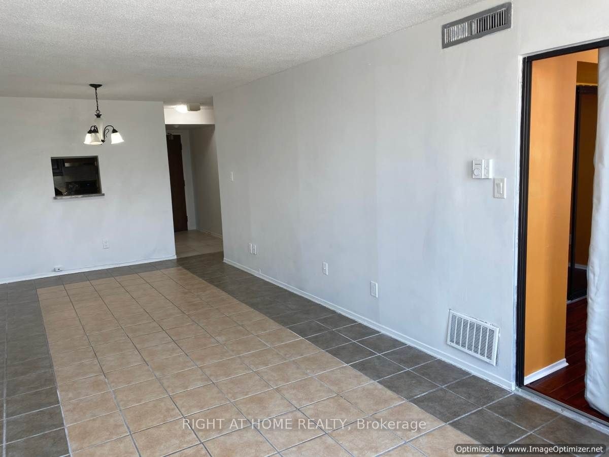302-25 Agnes Street, Mississauga, ON, L5B 3X7 - 7