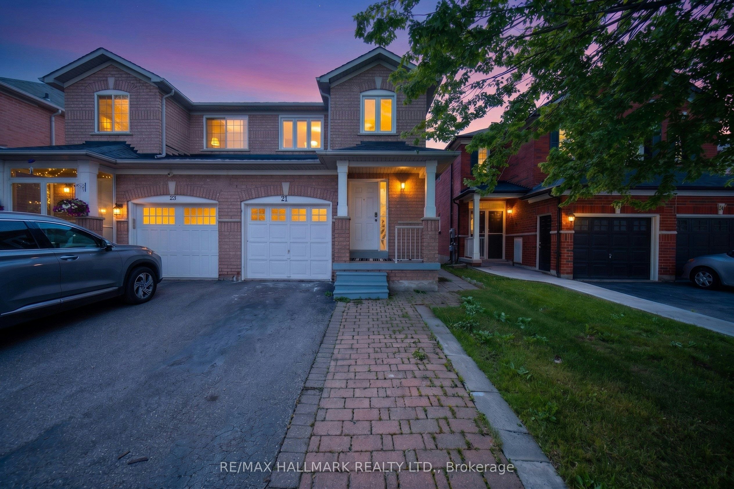21 Penguin Lane, Brampton, ON, L6R 2C1