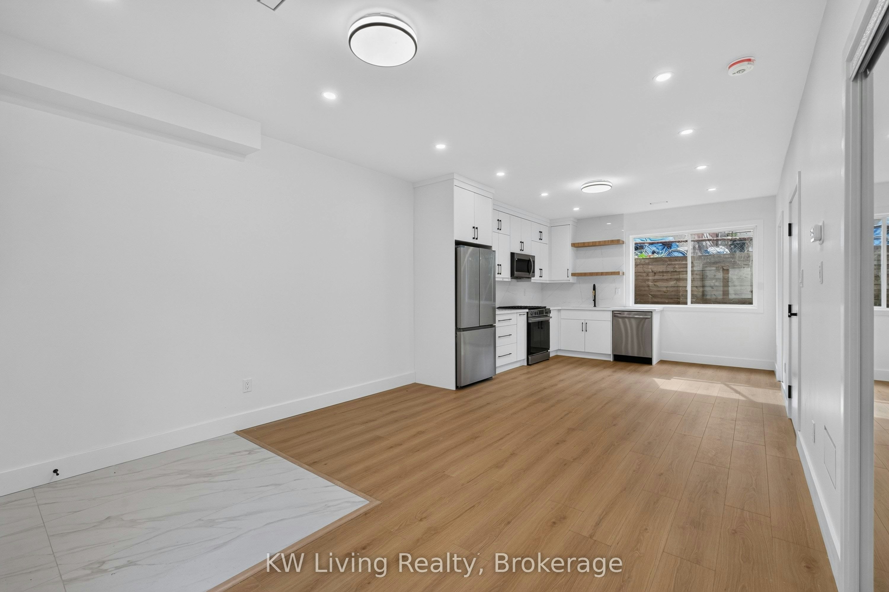 Garden Suite-484 Westmount Avenue, Toronto, ON, M6E 3N5 - 4