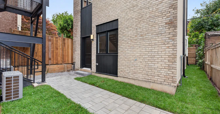 Garden Suite-484 Westmount Avenue, Toronto, ON, M6E 3N5 - 30