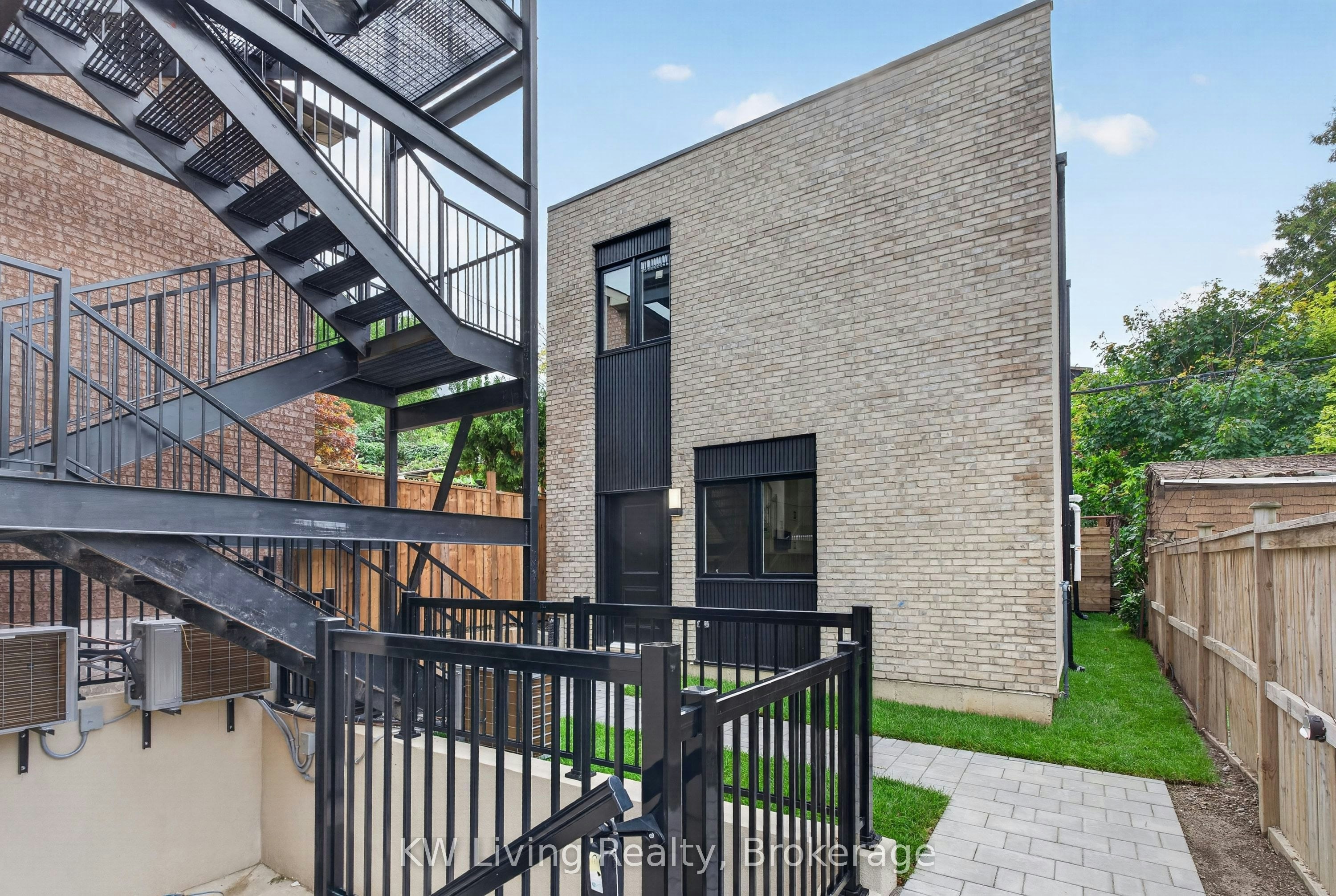 Garden Suite-484 Westmount Avenue, Toronto, ON, M6E 3N5 - 33