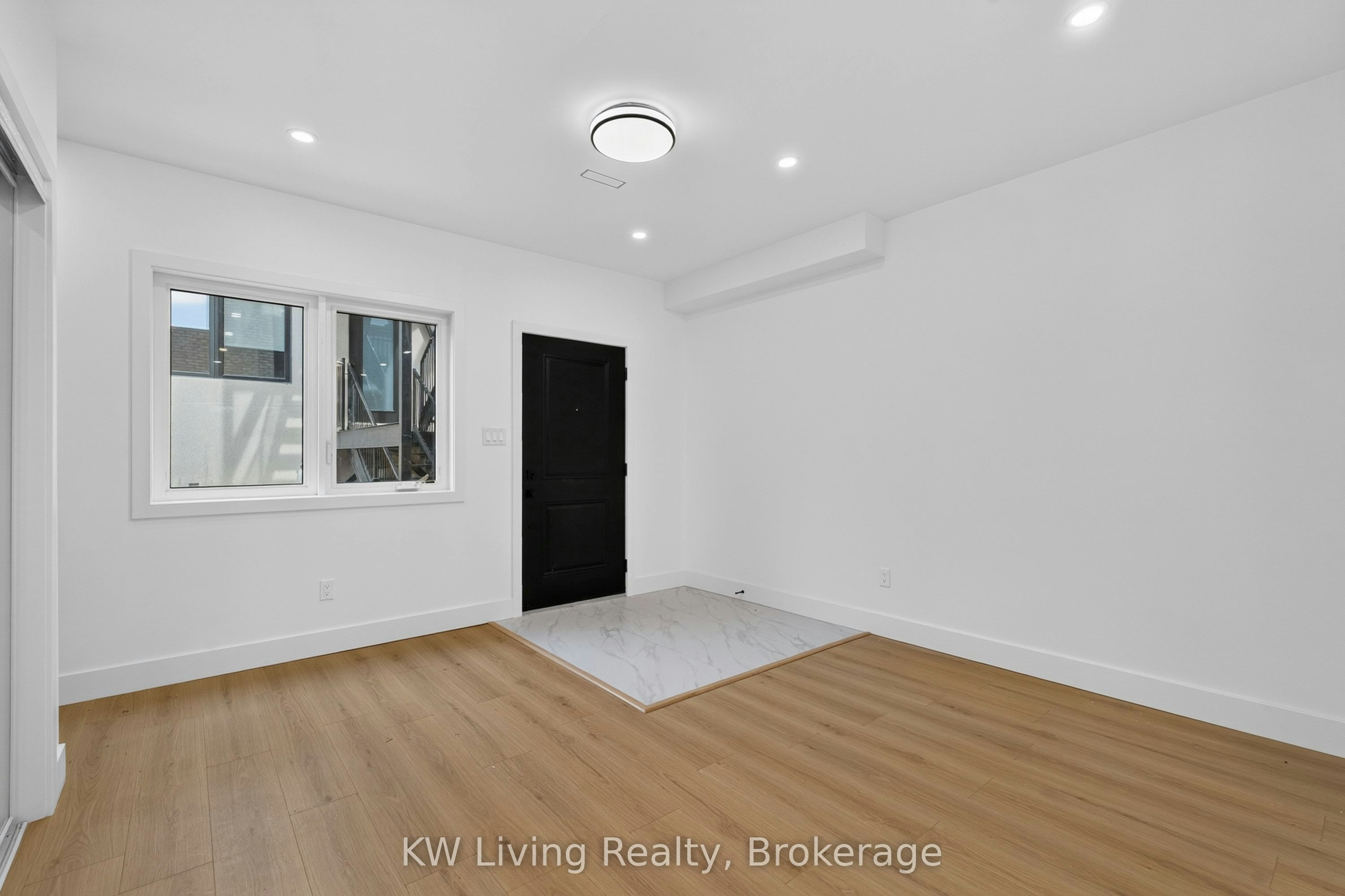 Garden Suite-484 Westmount Avenue, Toronto, ON, M6E 3N5 - 7