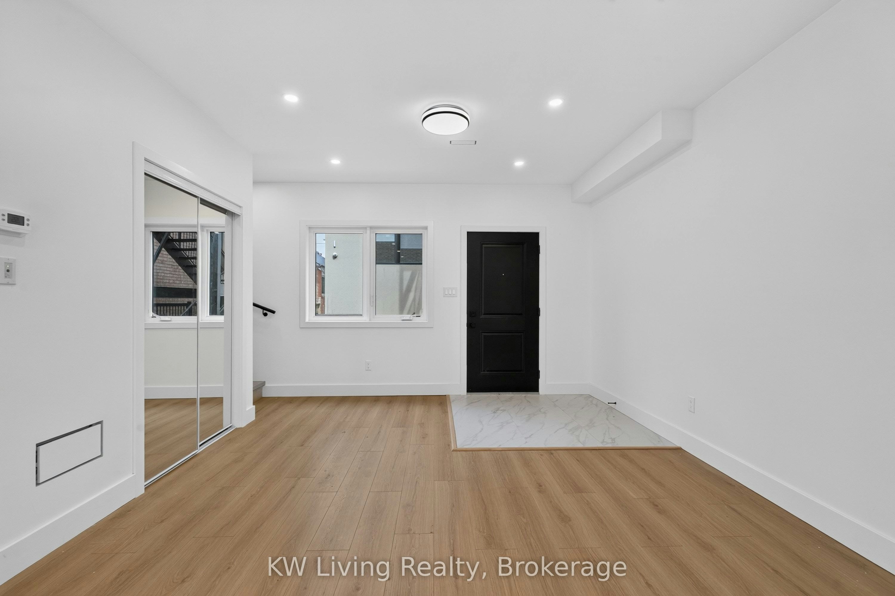 Garden Suite-484 Westmount Avenue, Toronto, ON, M6E 3N5 - 8