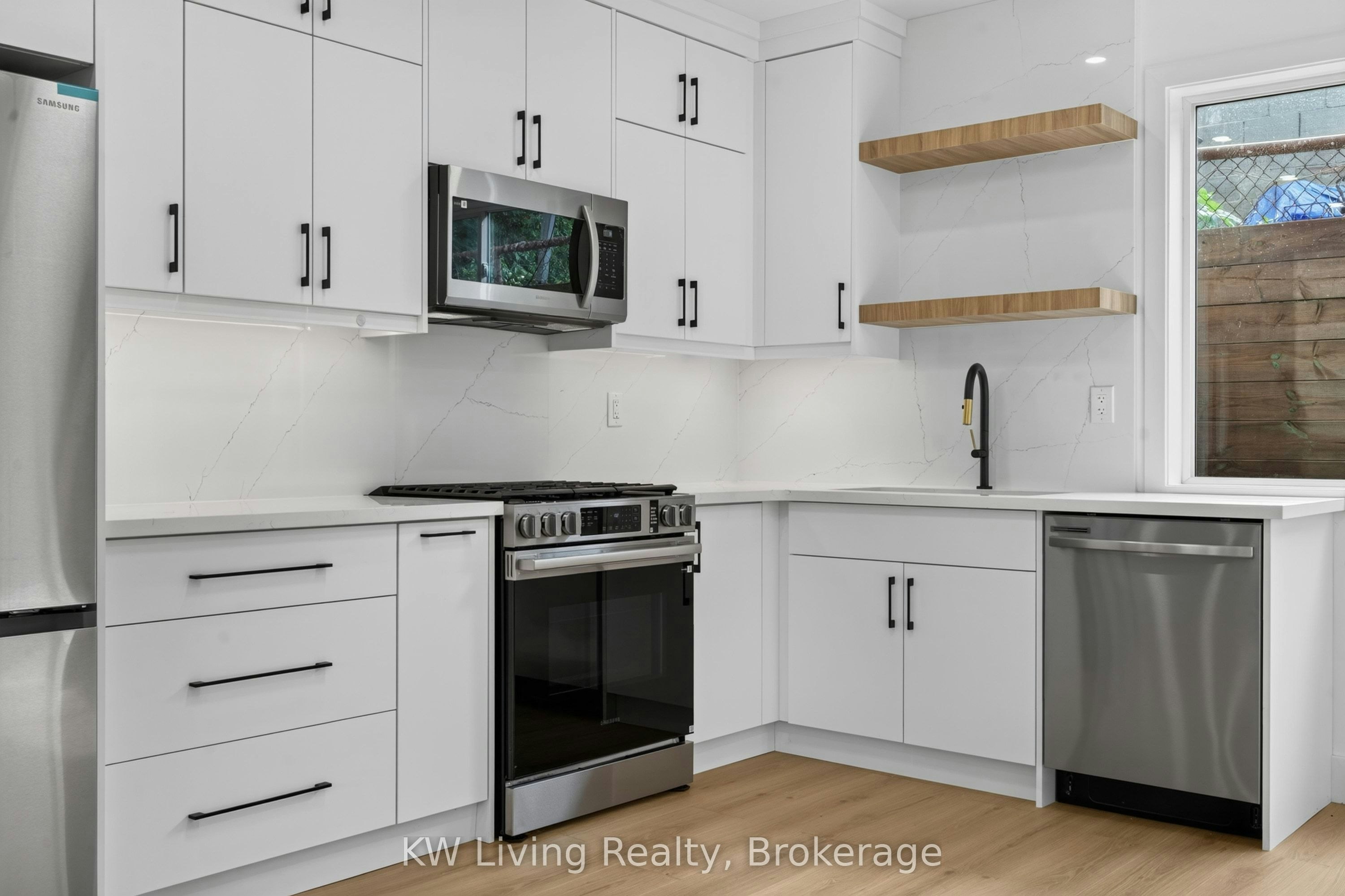 Garden Suite-484 Westmount Avenue, Toronto, ON, M6E 3N5 - 10