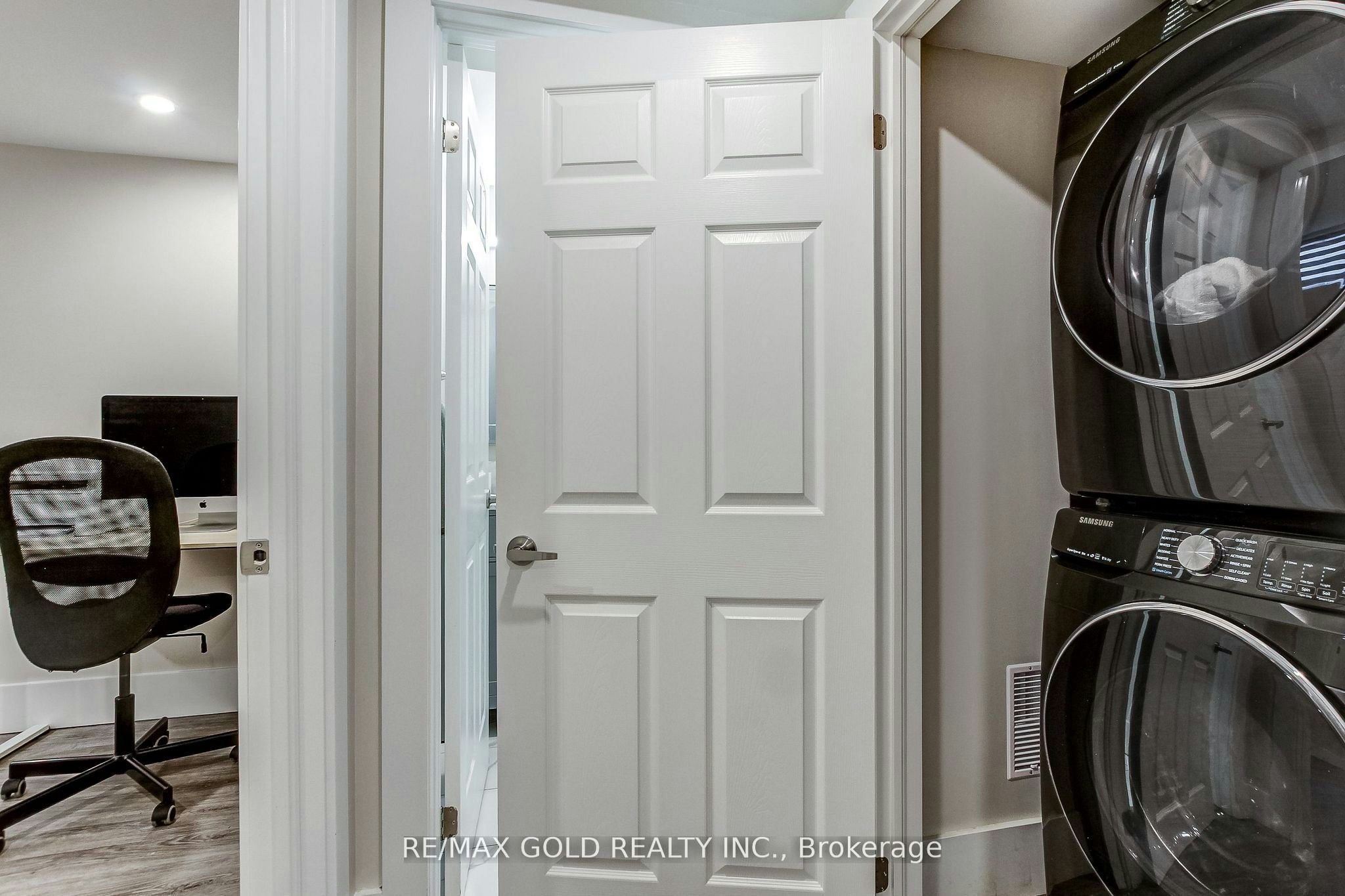 3352 Vernon Powell Drive, Oakville, ON, L6H 0Y4 - 42