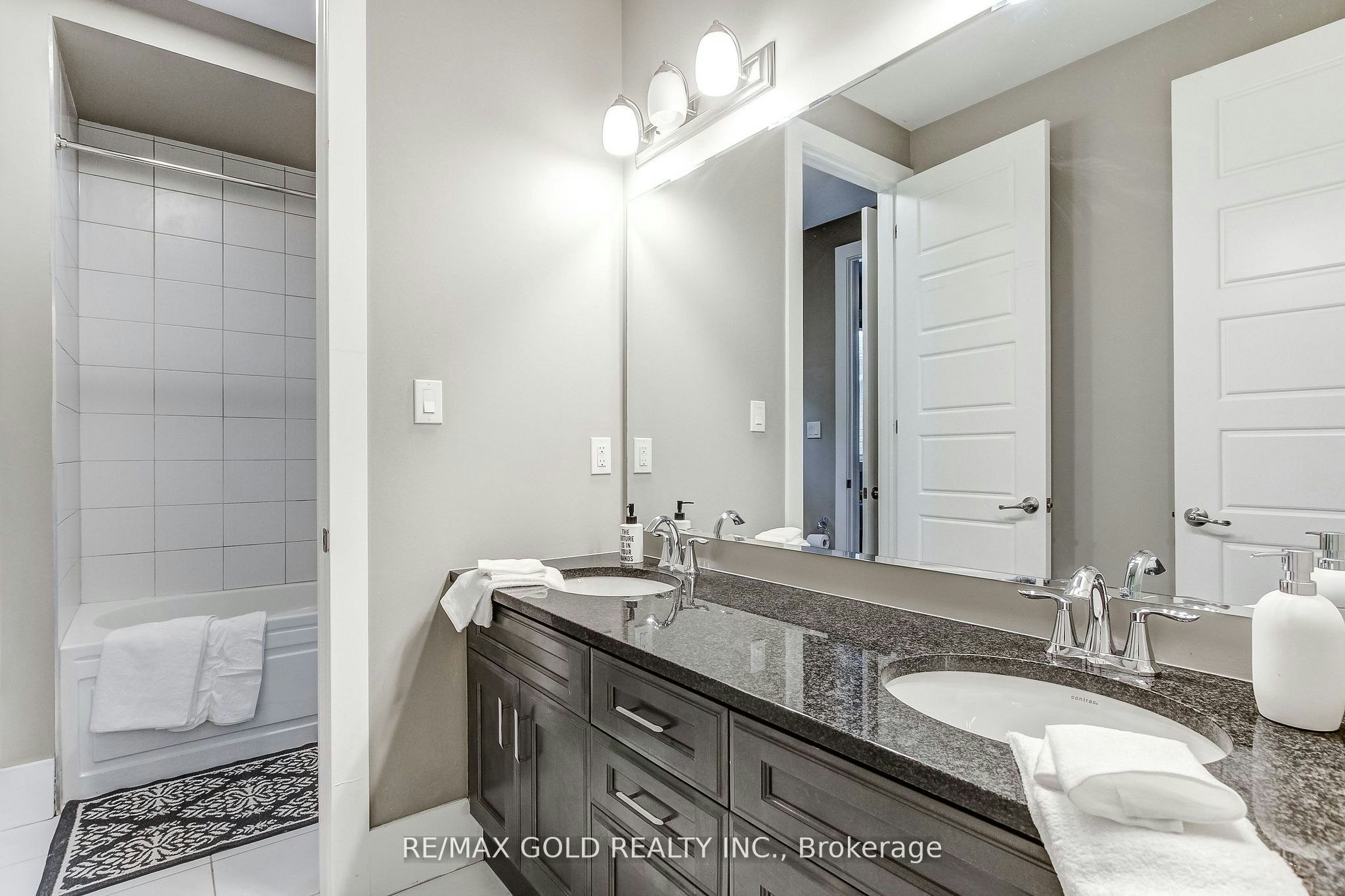 3352 Vernon Powell Drive, Oakville, ON, L6H 0Y4 - 26