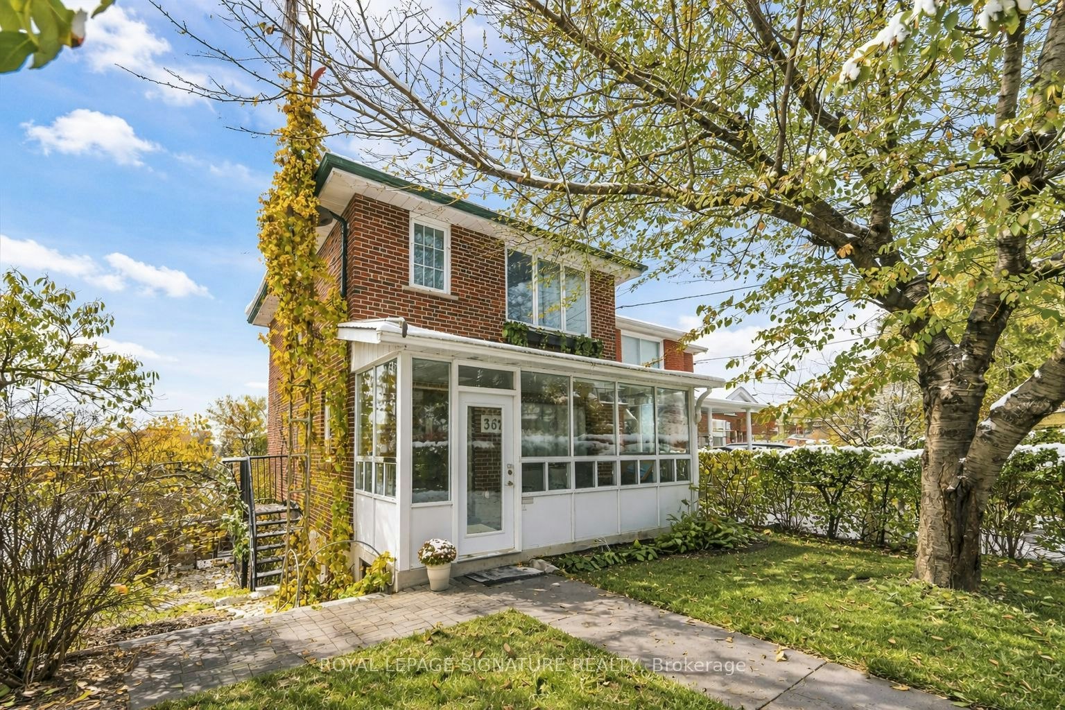 362 Silverthorn Avenue, Toronto, ON, M6M 3G8