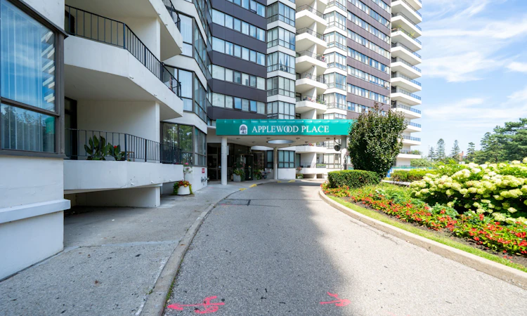 1204-1333 Bloor Street